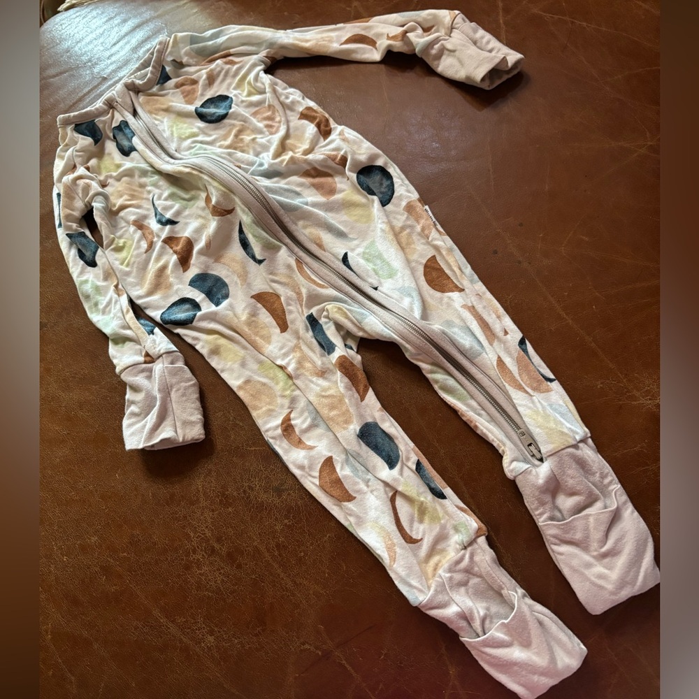 Little sleepies Luna Zippie